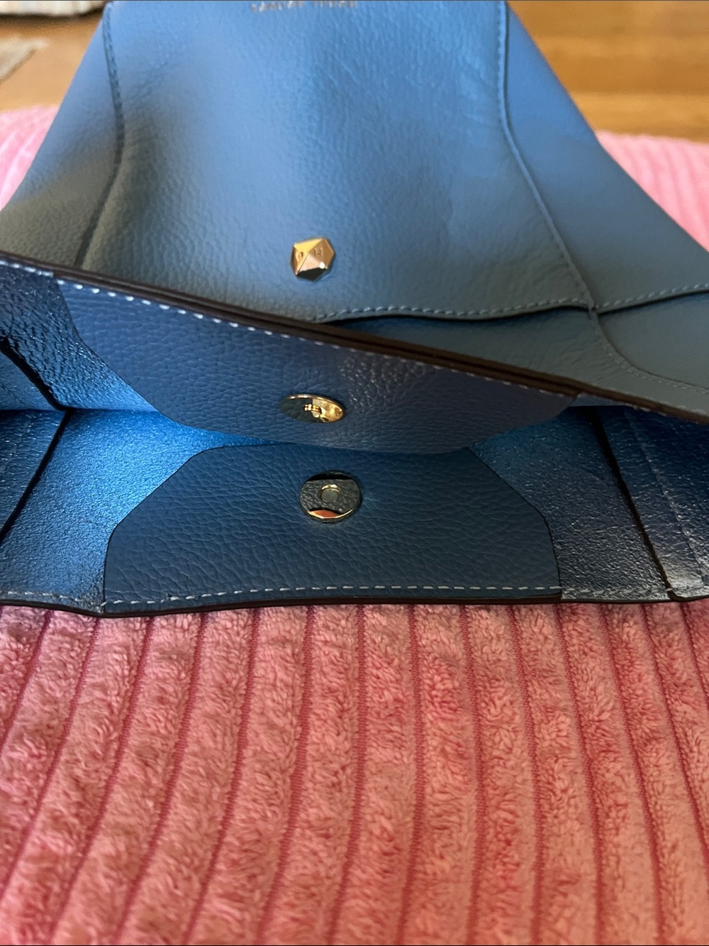 Henri Bendel Influencer Bucket Bag-NWOT - Picture 8 of 15
